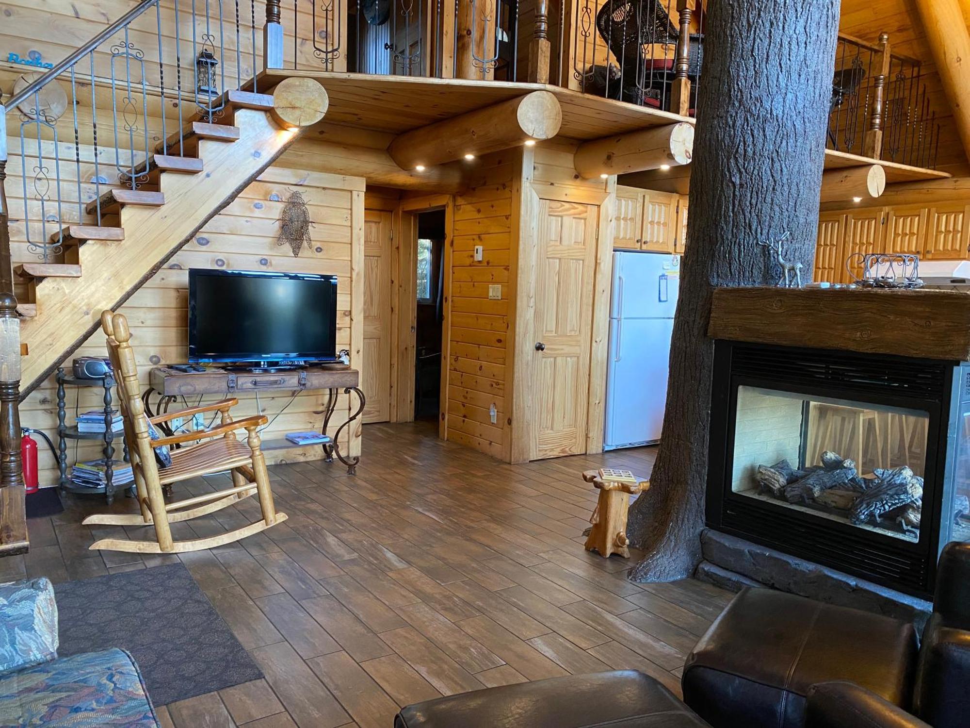 Вилла Le Chalet Bois Rond Relax Saint-Tite-des-Caps Экстерьер фото